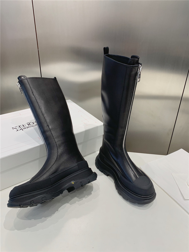 a1exa*der Mcqv*en zipper front riding boots