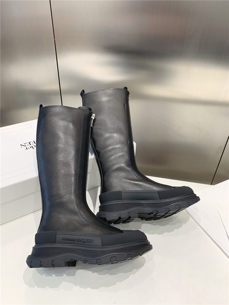 a1exa*der Mcqv*en zipper front riding boots