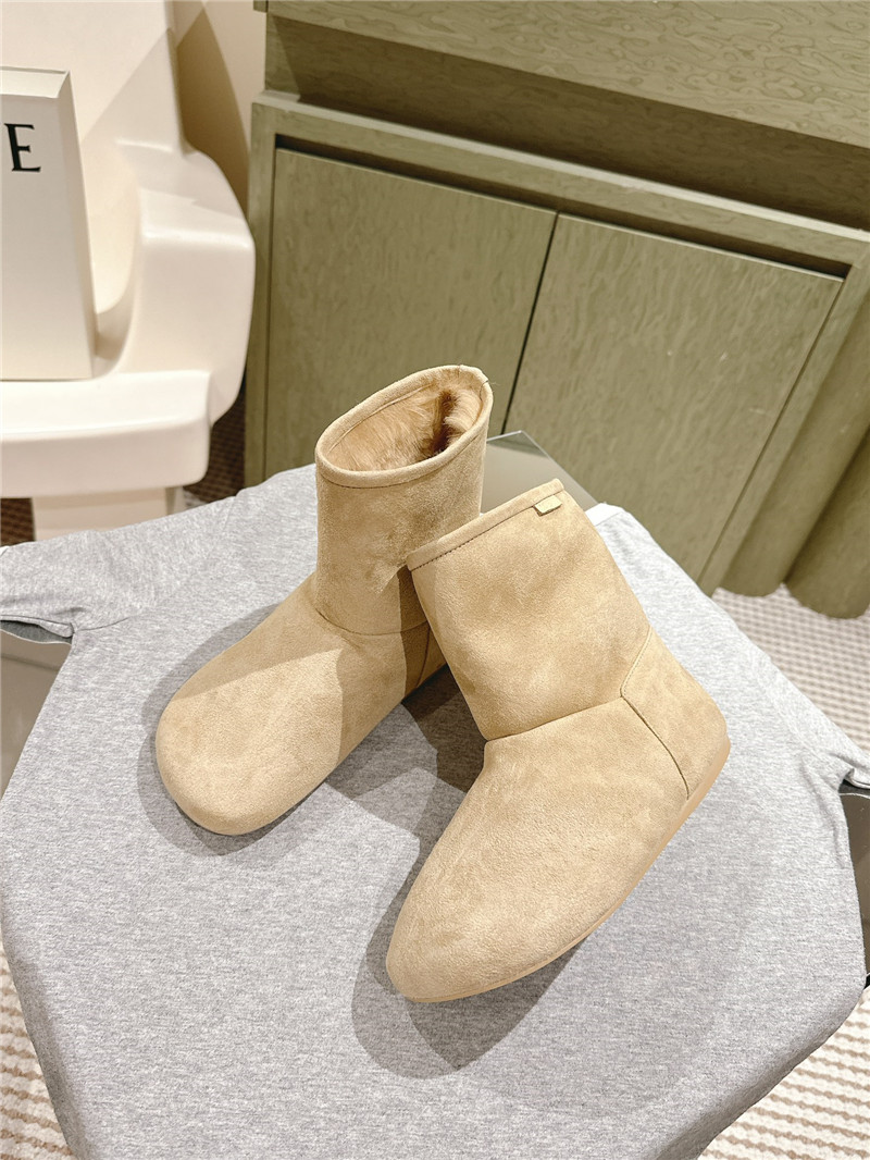 L0ew* suede lago shearling boots in beige