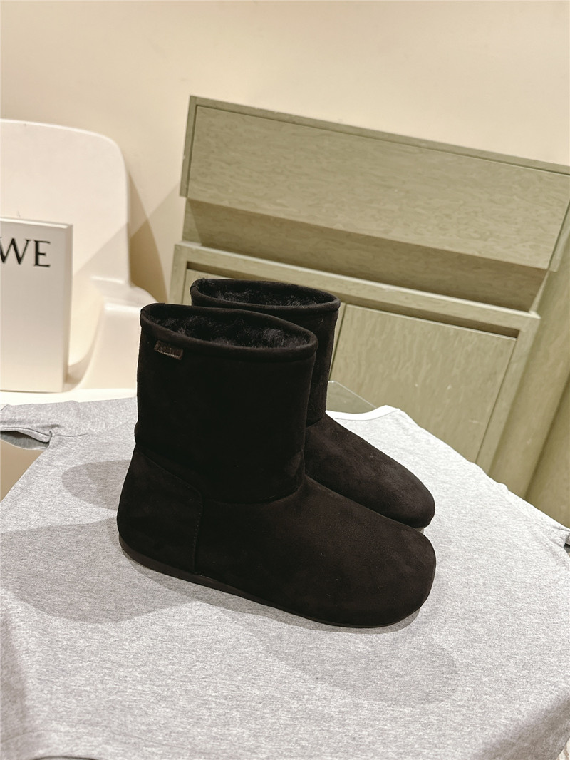 L0ew* suede lago shearling boots