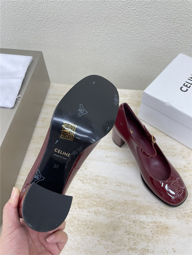 Ce1i*e lily triomphe patent pumps burgundy