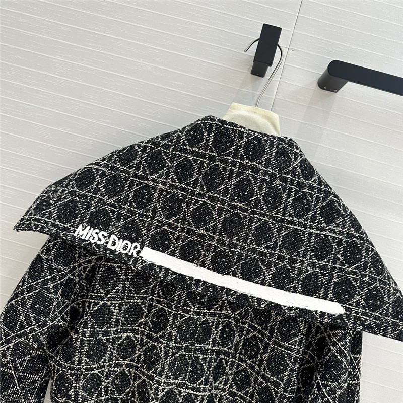 D10r check tweed small coat