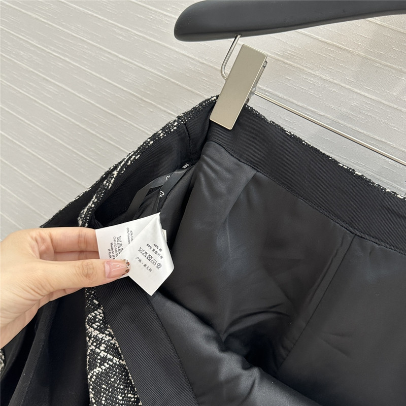 D10r plaid tweed skirt