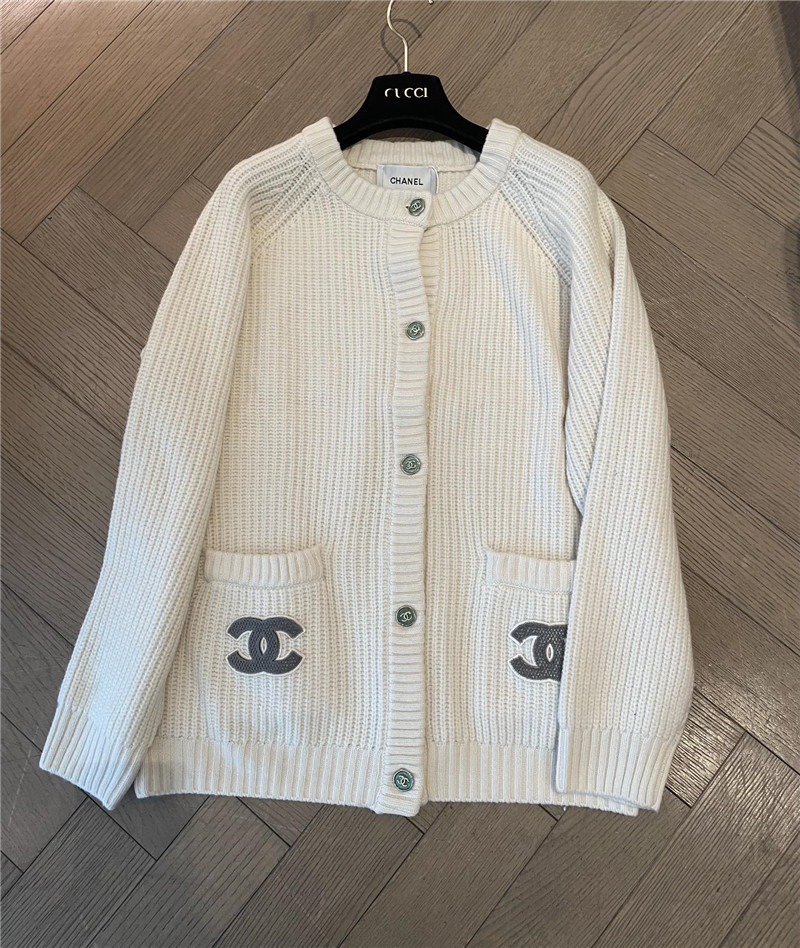 Ch**el pocket rib wool cardigan off-white