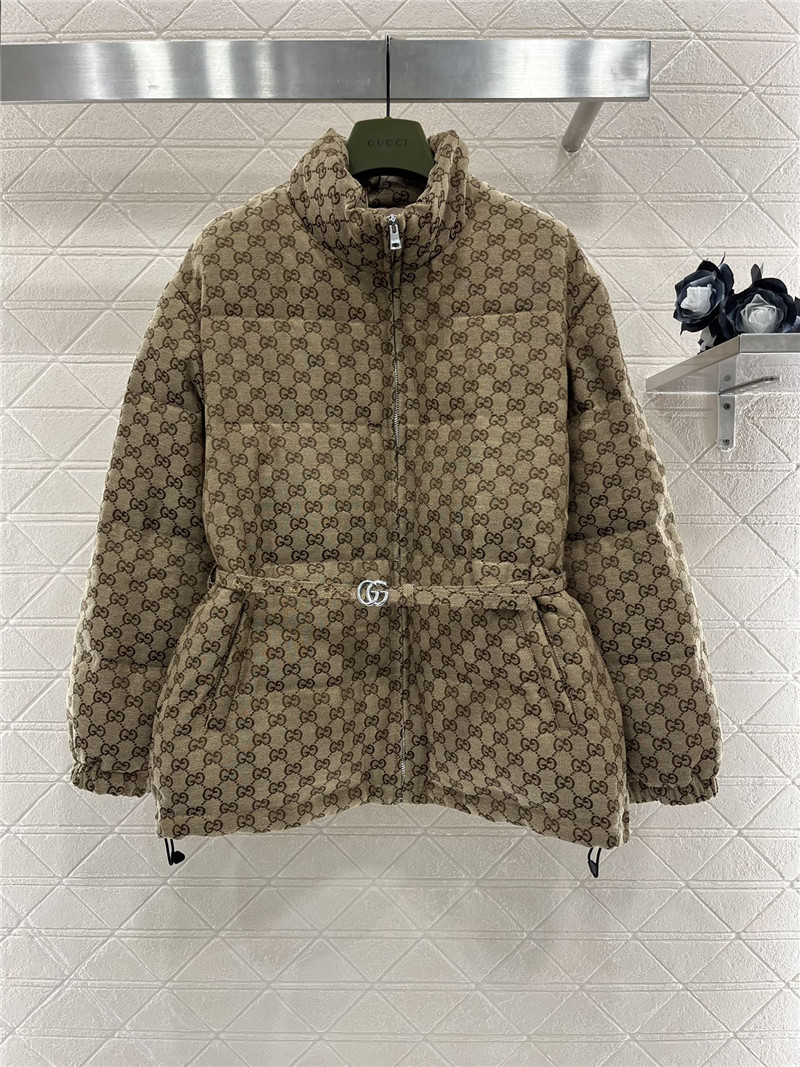 Gvc*1 jacquard belt down jacket