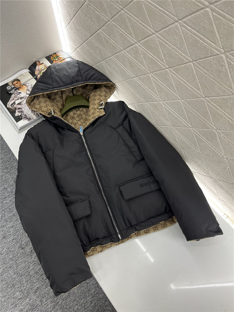 Gvc*1 reversible hooded down jacket