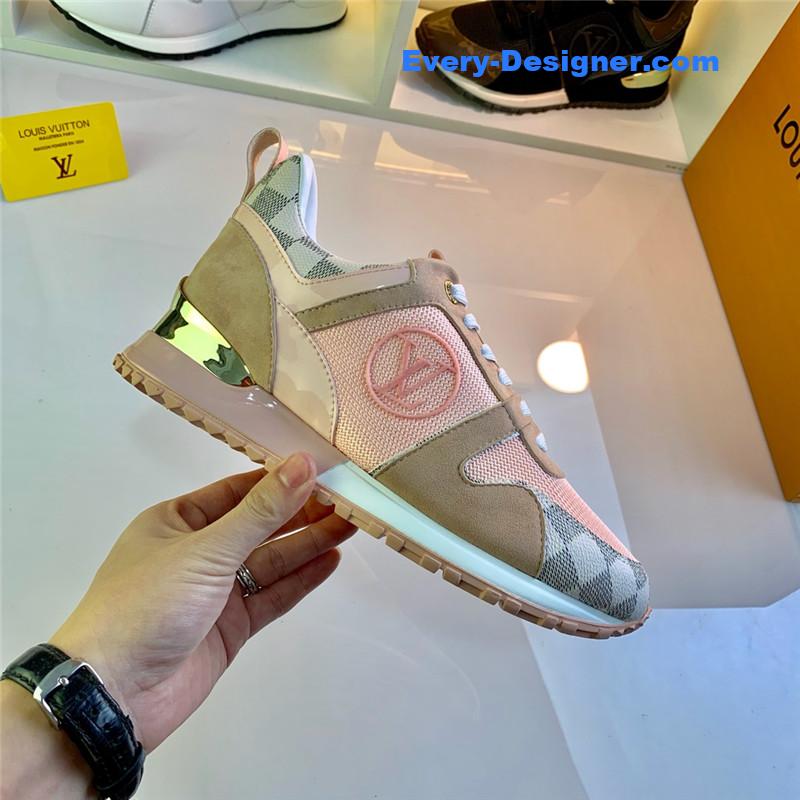 l0vis Vvtt0n lv run away sneakers