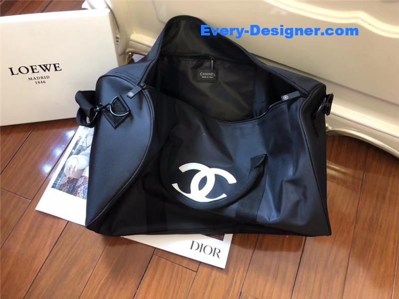 Ch**el logo luggage bag