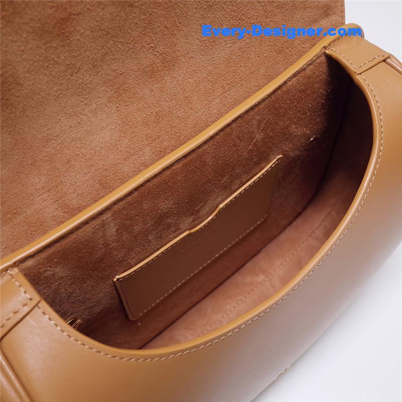 medium D10r bobby bag