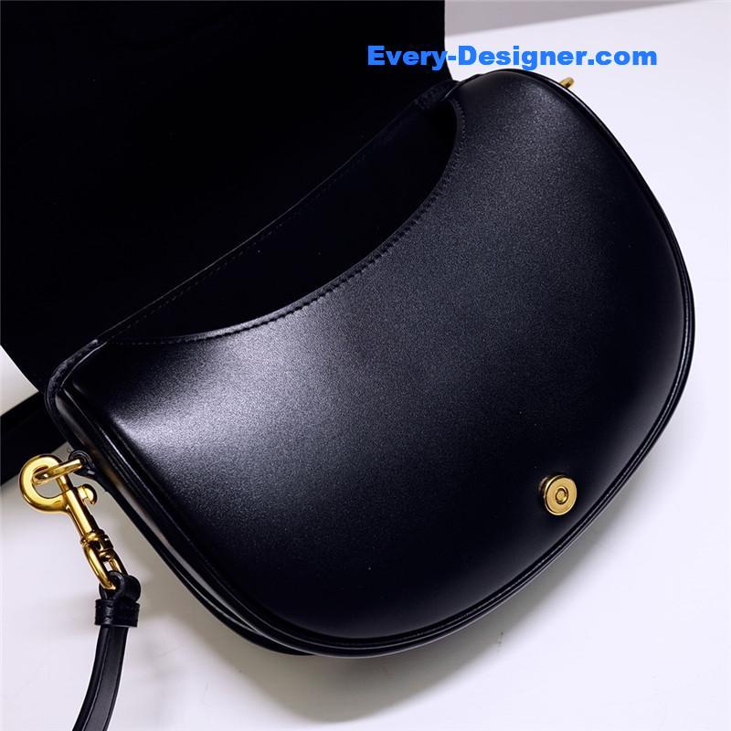 medium D10r bobby bag black