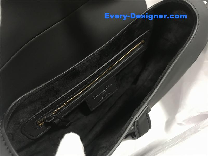 D10r saddle bag large