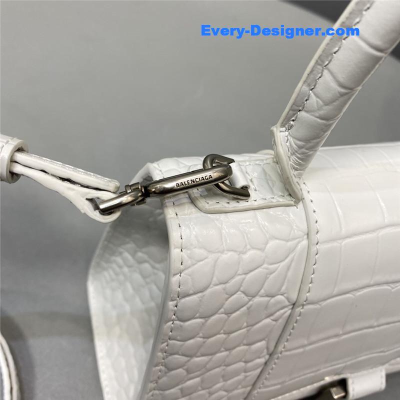 Ba1en*iaga hourglass bag white