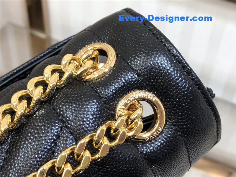 Y51 medium envelope shoulder bag