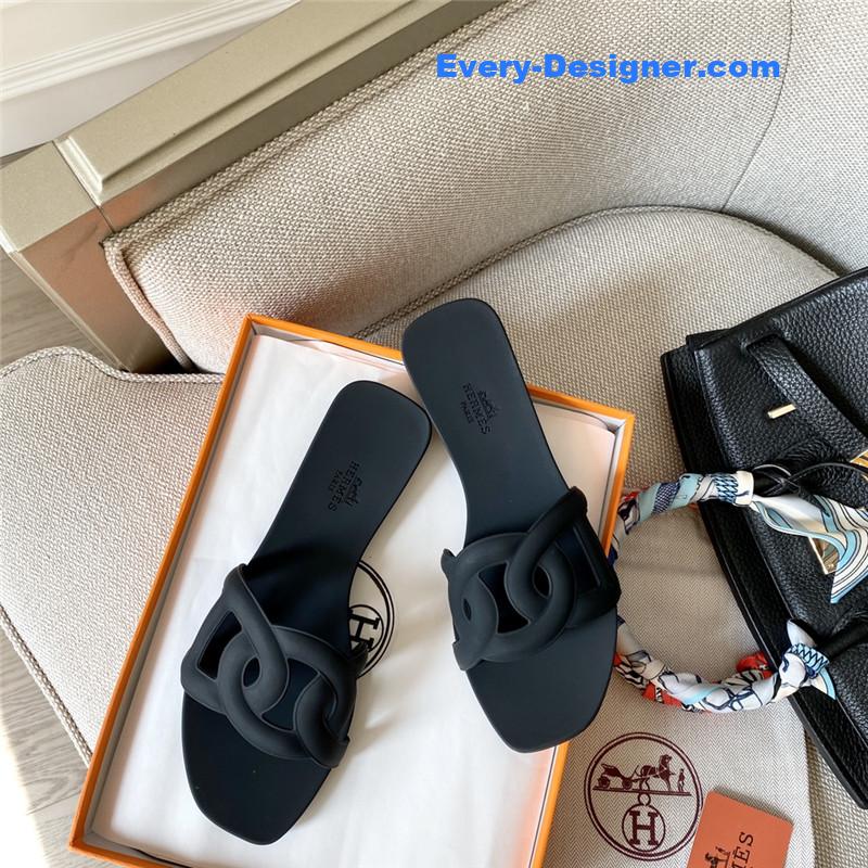 H**me5 new classic pig nose chain slippers