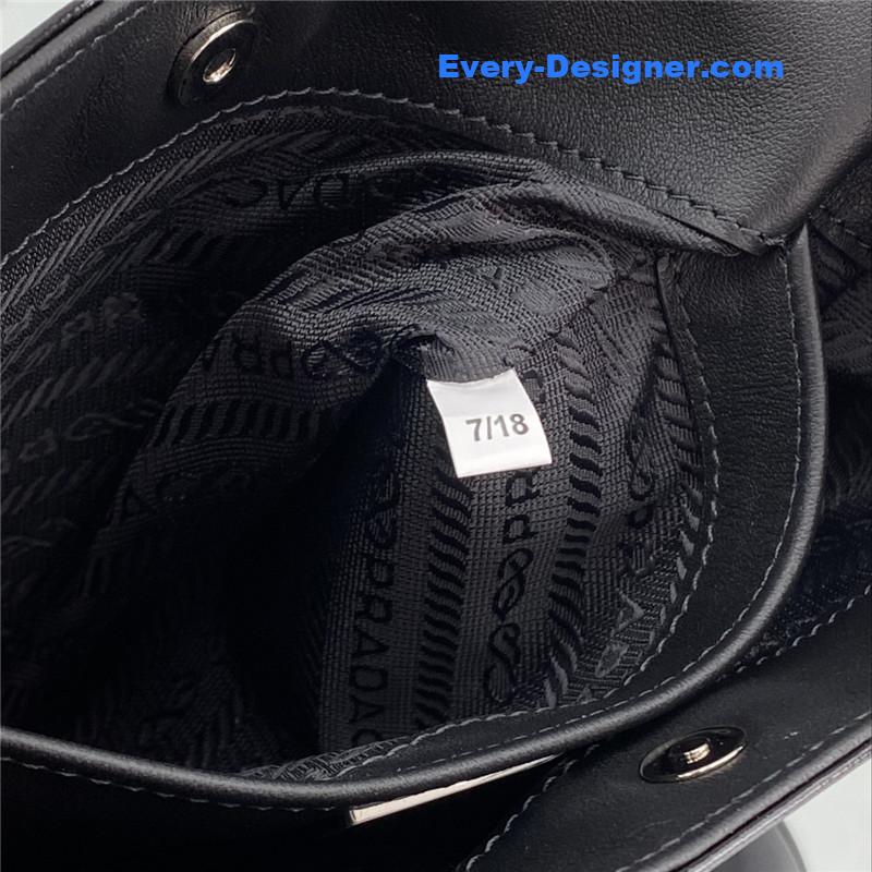 Pra*a cleo leather shoulder bag