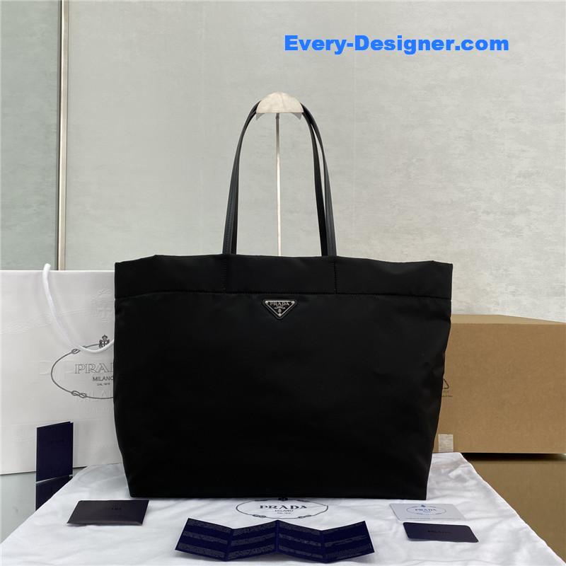 Pra*a nylon shopping bag