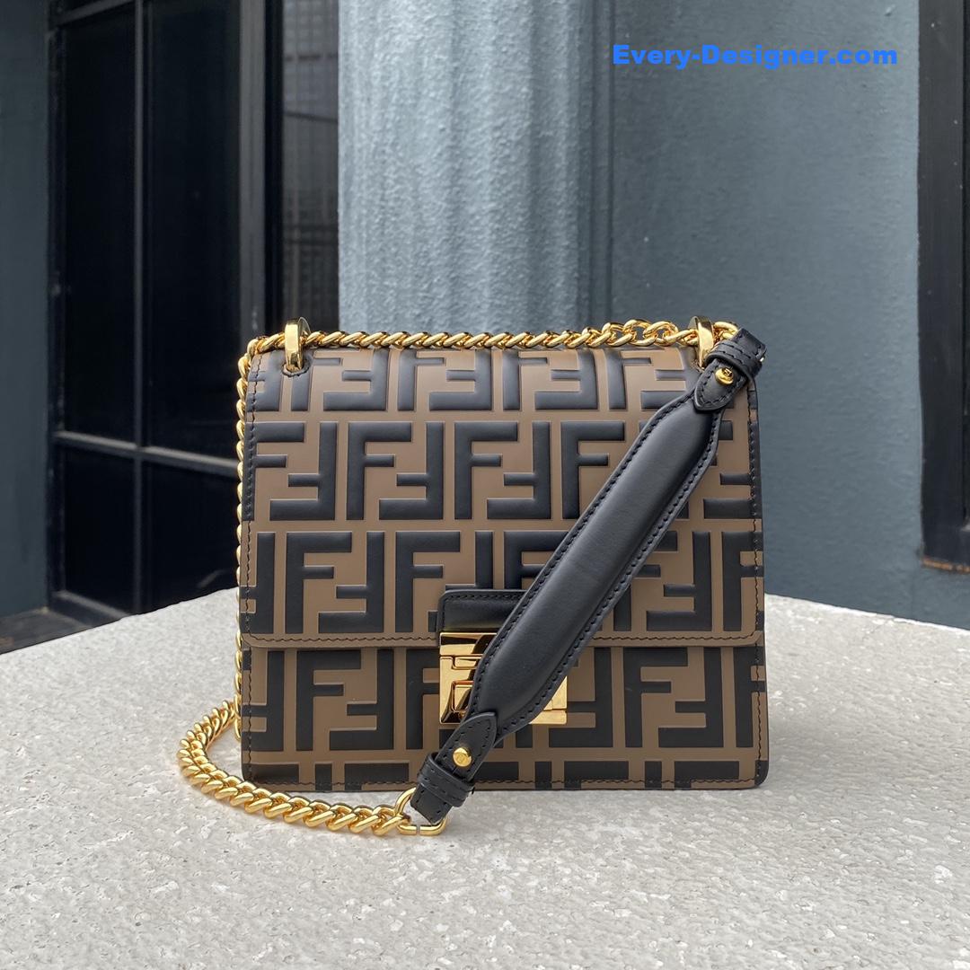 F**di kan i shoulder bag