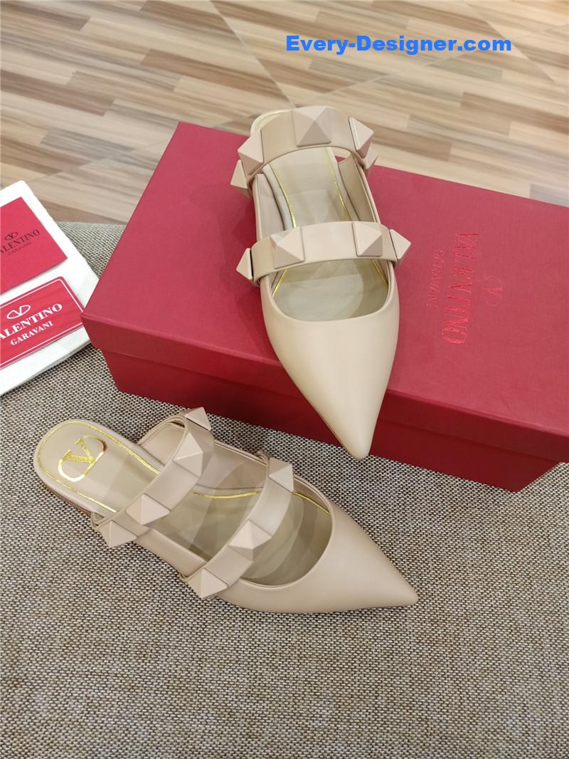 Va1e*ntin0 logo bronzing sandals