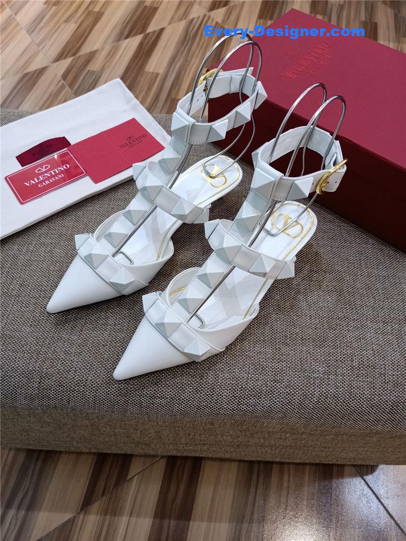 Va1e*ntin0 logo bronzing sandals