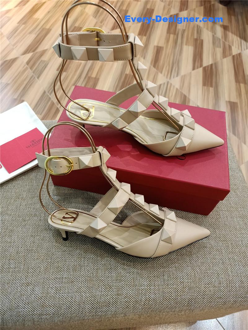 Va1e*ntin0 logo bronzing sandals