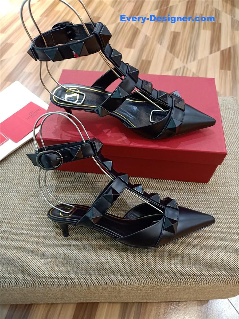 Va1e*ntin0 logo bronzing sandals