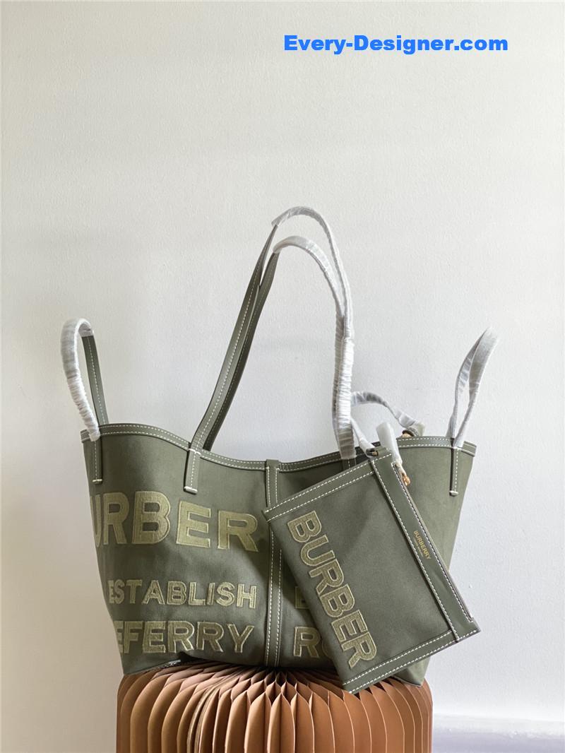 Bv*b*rry beach tote bag