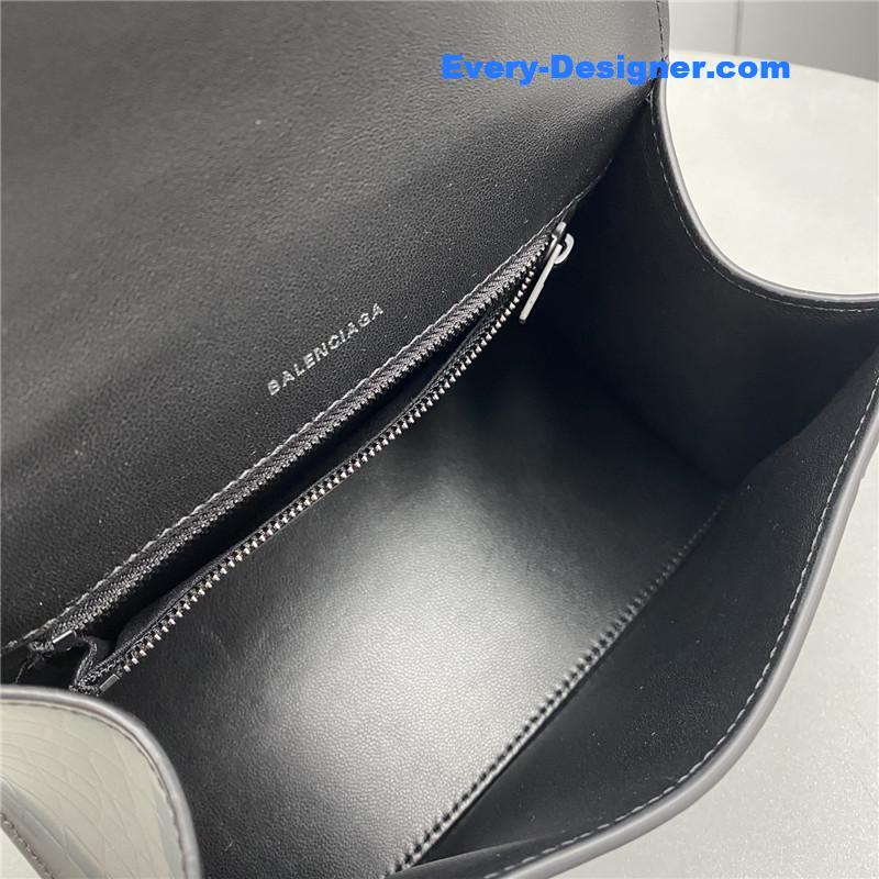 Ba1en*iaga hourglass bag black