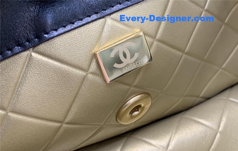 Ch**el chain flap bag