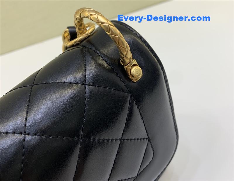 Ch**el chain flap bag