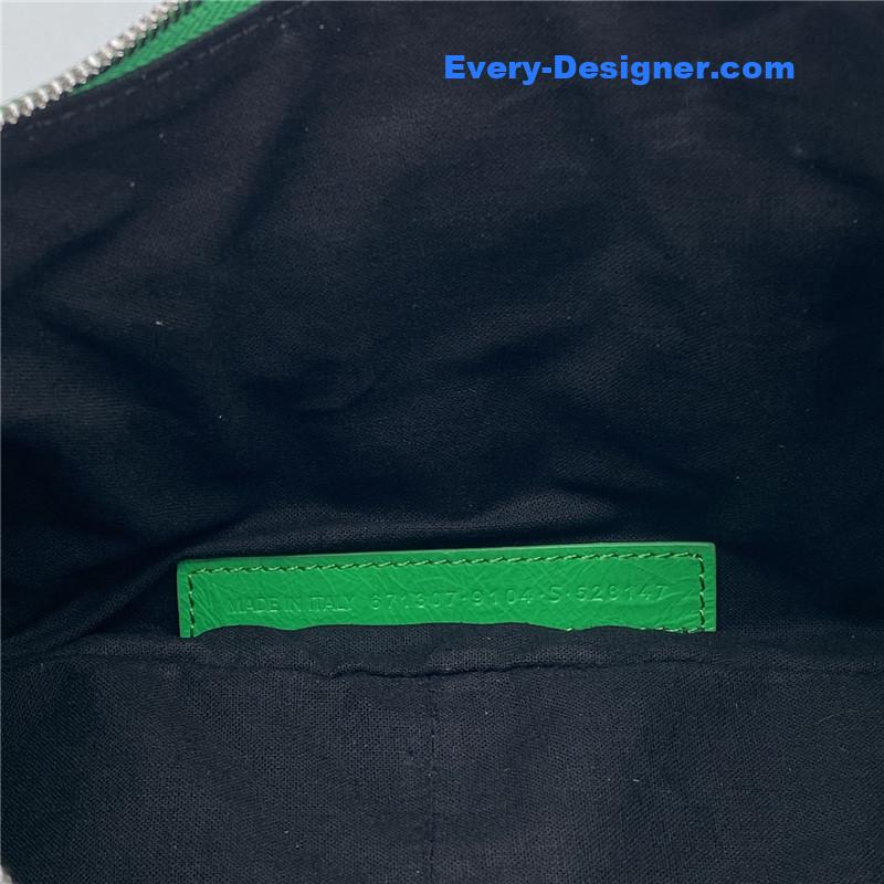 Ba1en*iaga le cagole leather shoulder bag green