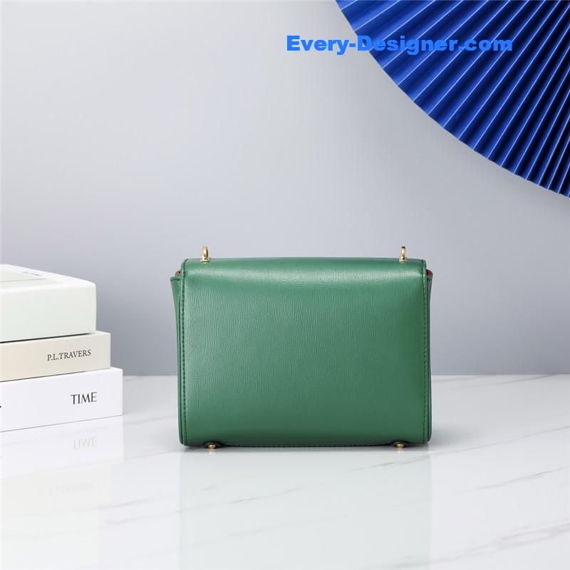 Va1e*ntin0 garavani stud sign shoulder bag