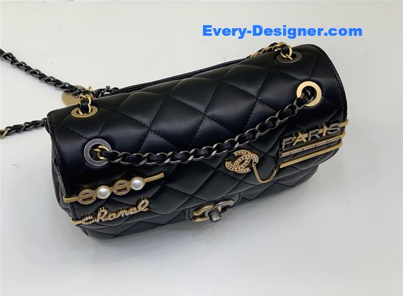 Ch**el badge cf metal decorative chain bag large