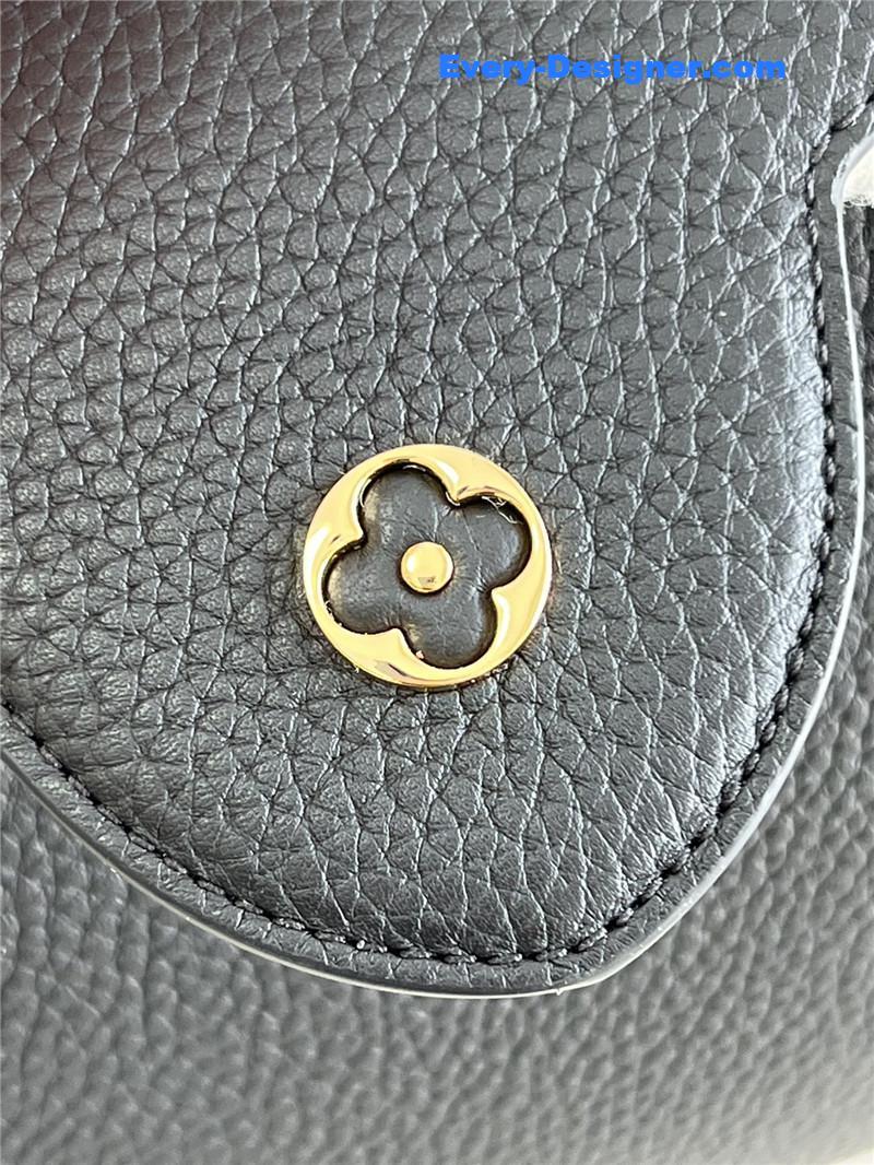 l0vis Vvtt0n lv capucines small taurillon leather bag