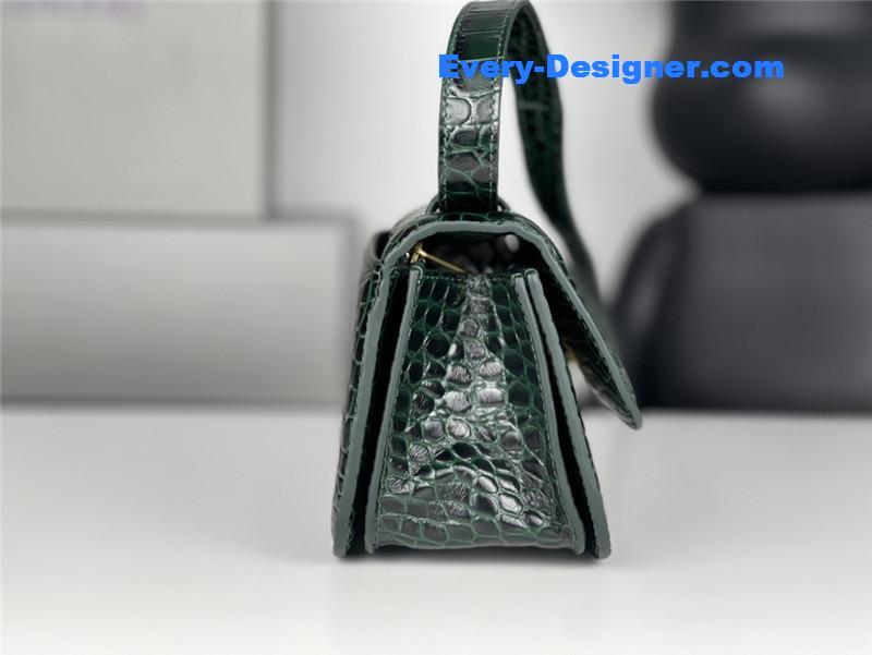 Ba1en*iaga gossip small bag crocodile