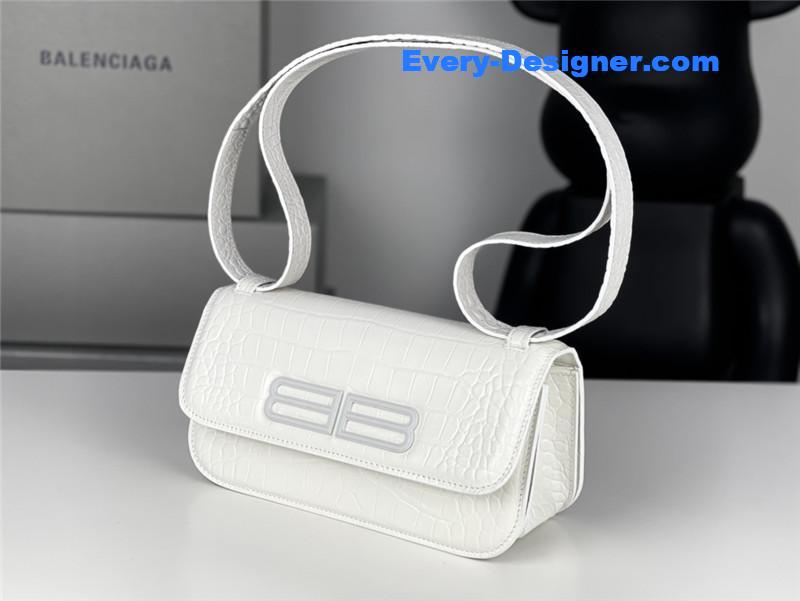 Ba1en*iaga gossip small bag crocodile