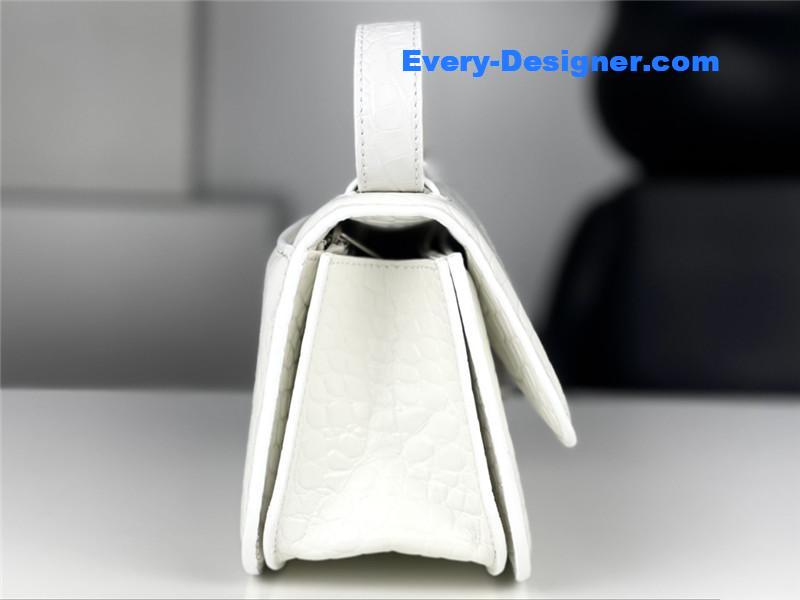 Ba1en*iaga gossip small bag crocodile