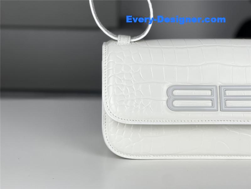 Ba1en*iaga gossip small bag crocodile