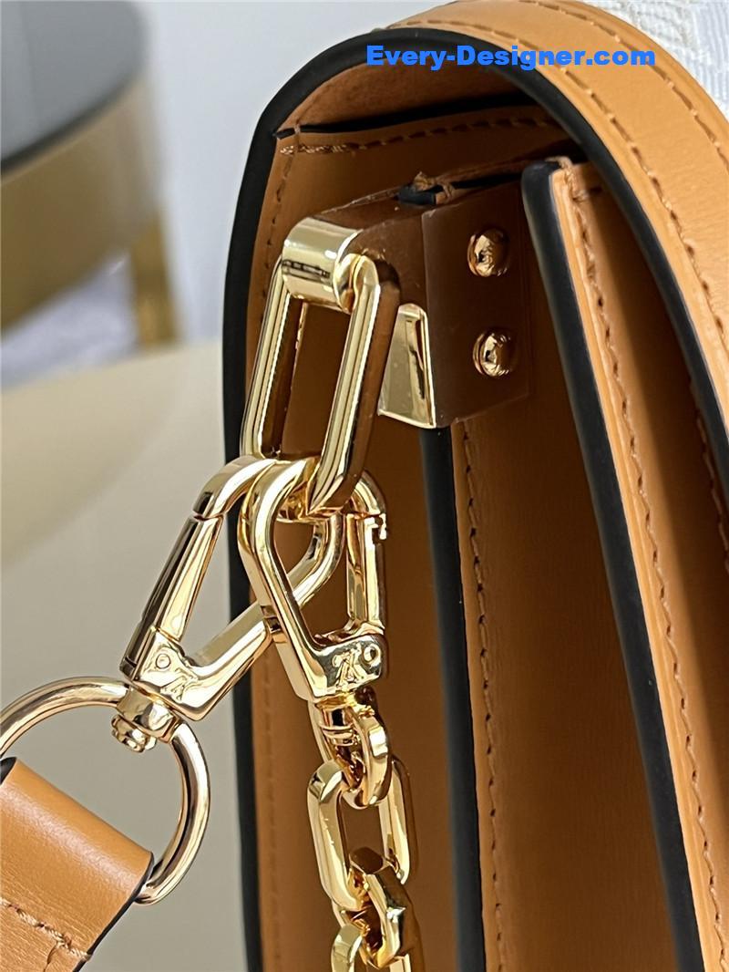 l0vis Vvtt0n lv dauphine mm white monogram canvas bag