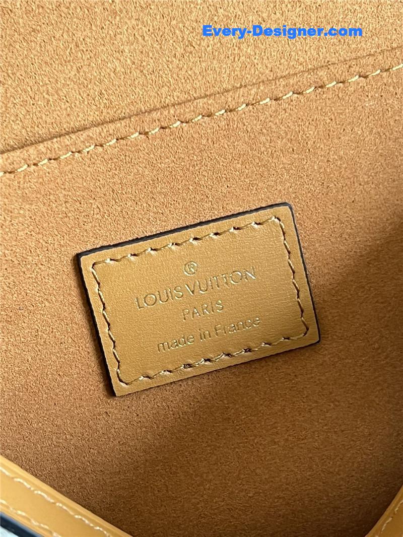 l0vis Vvtt0n lv dauphine mm white monogram canvas bag