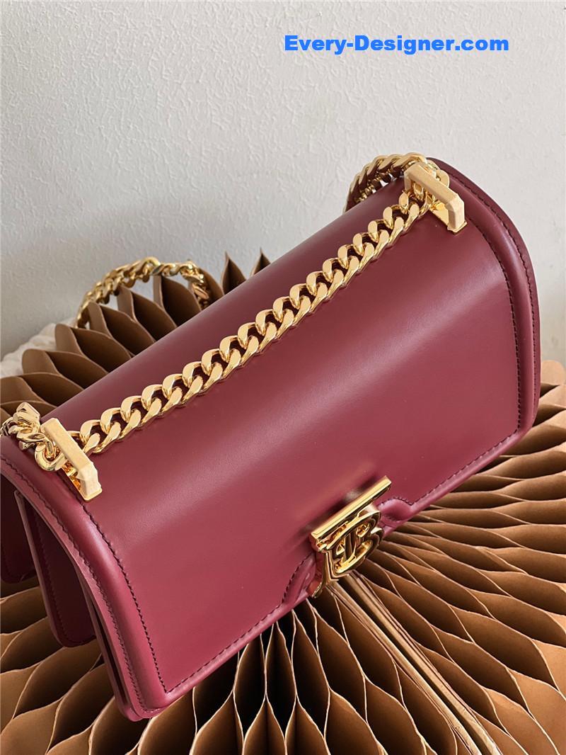 Bv*b*rry tb logo lock bag