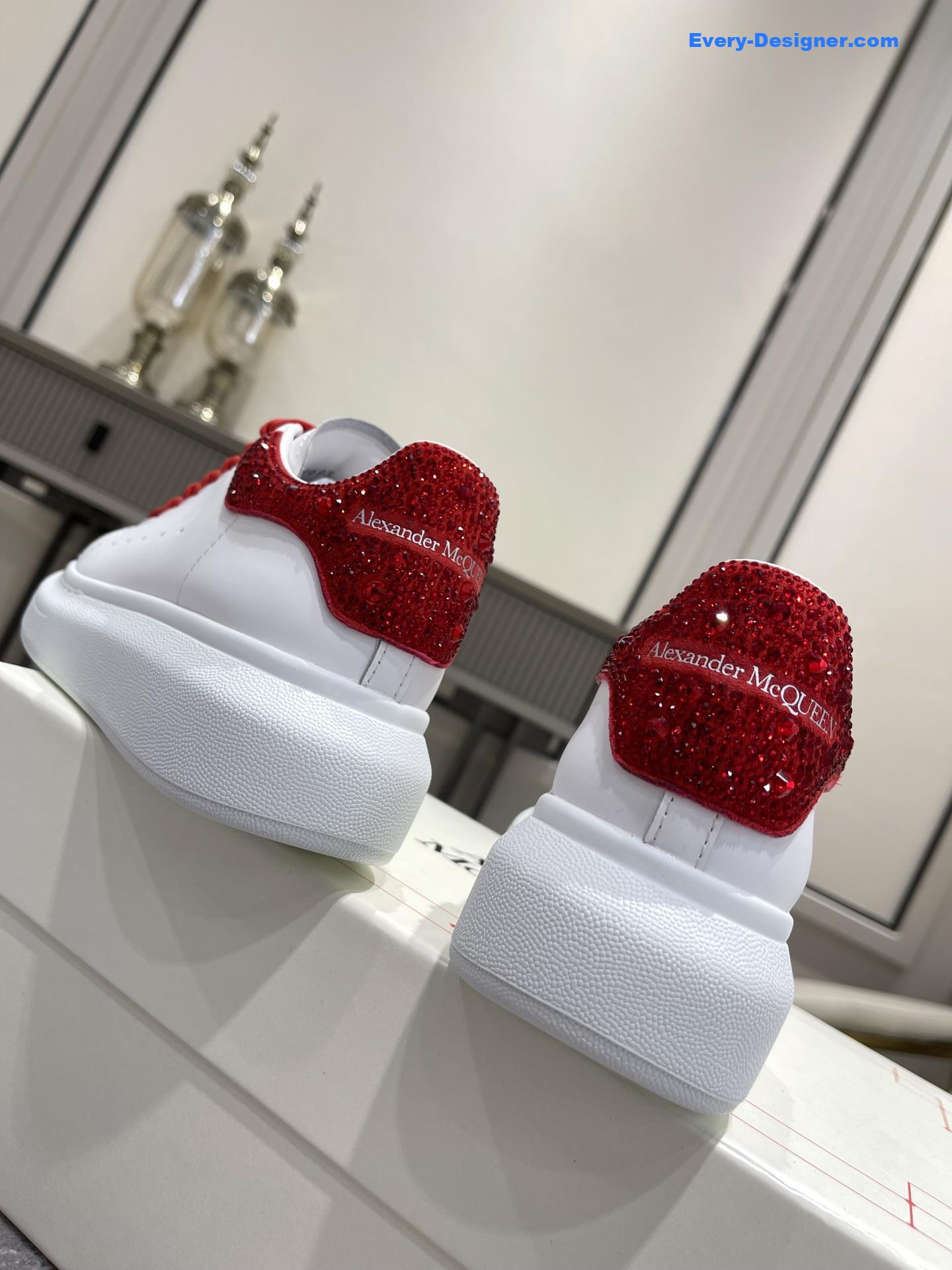 a1exa*der Mcqv*en couple sneakers