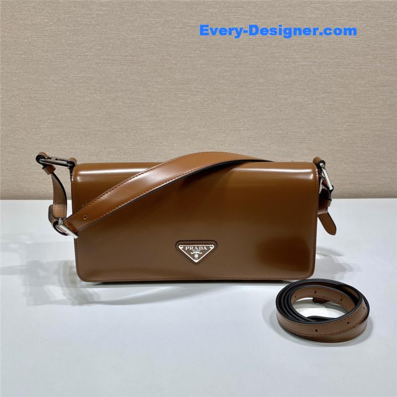 Pra*a brown brushed leather femme bag