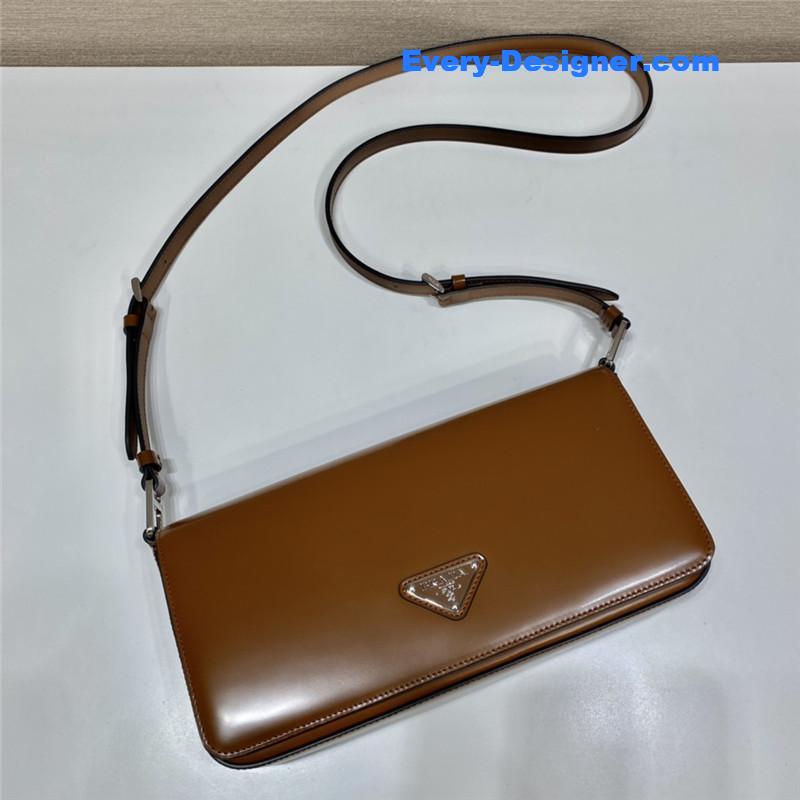Pra*a brown brushed leather femme bag