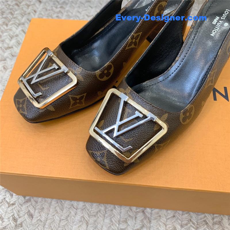 l0vis Vvtt0n lv classic chunky heel sandals