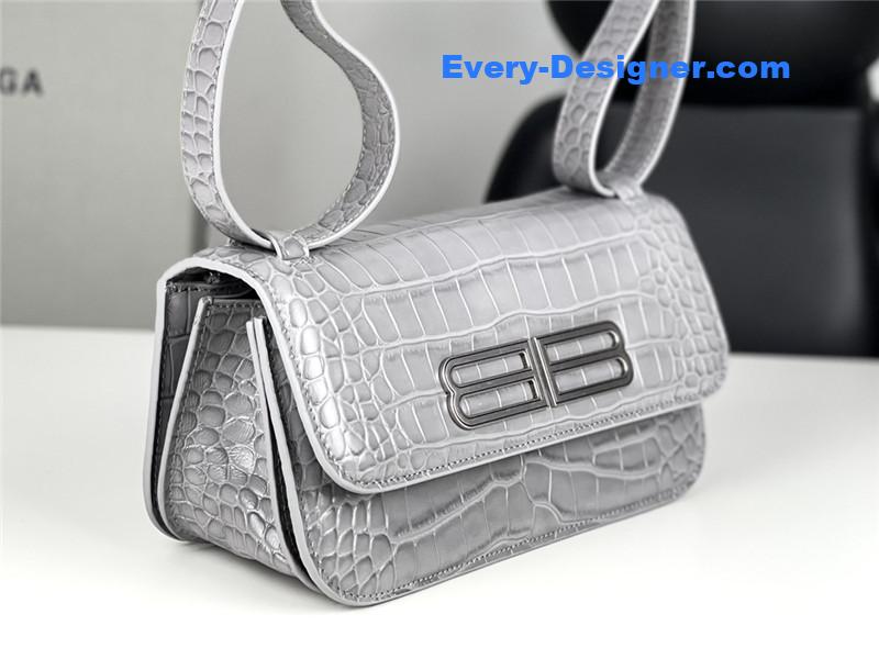 Ba1en*iaga gossip small bag crocodile