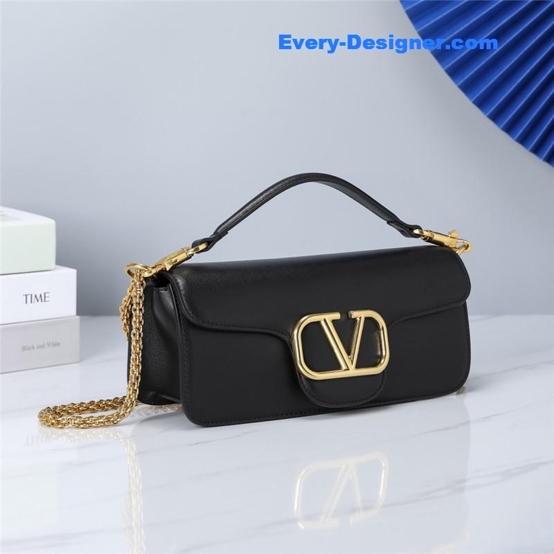 Va1e*ntin0 vlogo signature shoulder bag