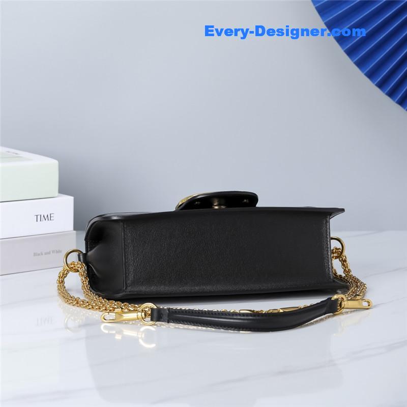 Va1e*ntin0 vlogo signature shoulder bag