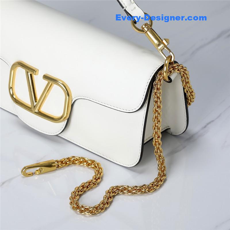 Va1e*ntin0 vlogo signature calfskin shoulder bag