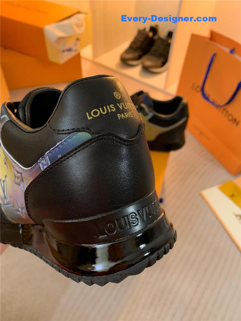 l0vis Vvtt0n lv run away sneakers