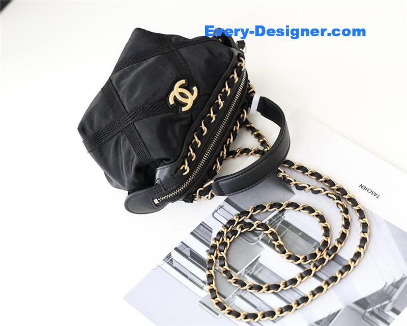 Ch**el lightweight nylon shoulder bag